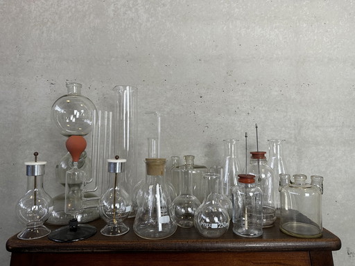 16x verre de laboratoire vintage (Kipp, flacons, ...)