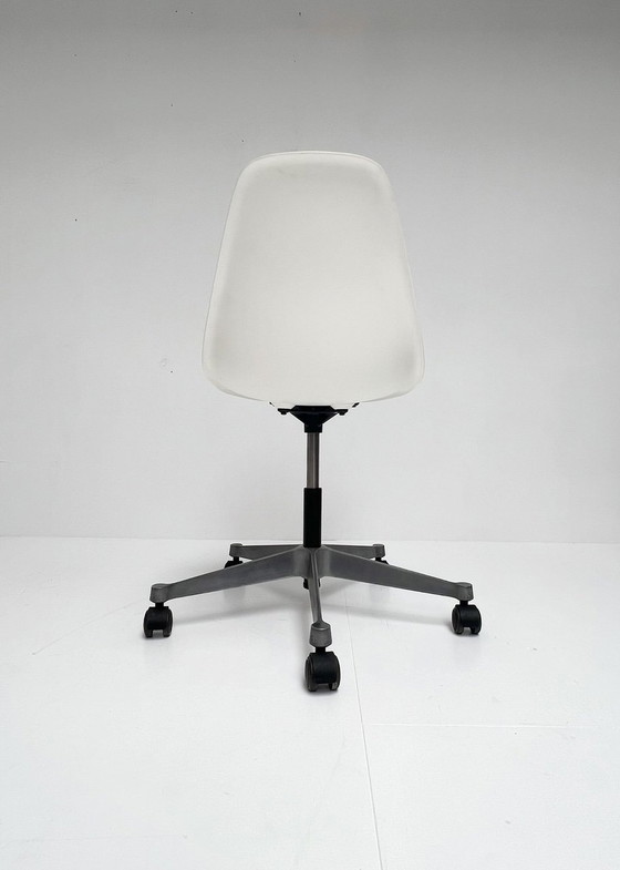 Image 1 of Set Of 2 Pieces Vitra Eames Office Chairs, After 2000