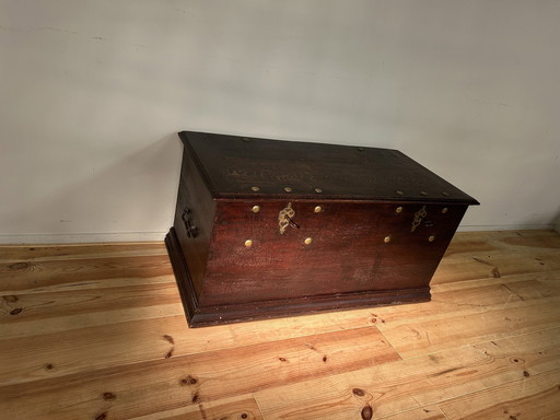 Antique Oak Blanket Chest Circa 1800 With 2 Locks