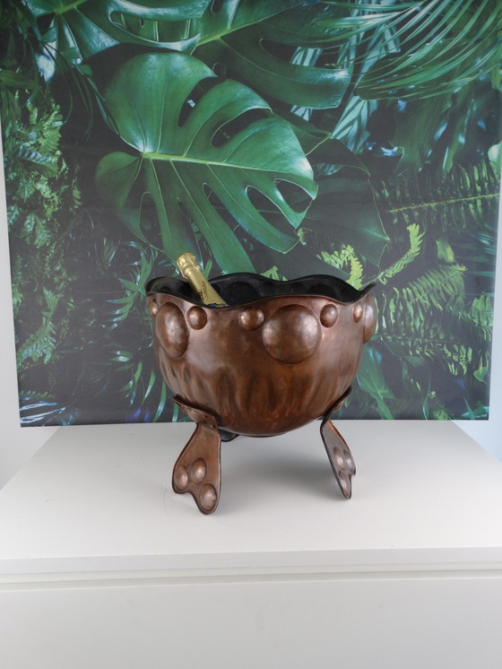 Image 1 of Luxurious champagne cooler, Art deco, 100% copper.