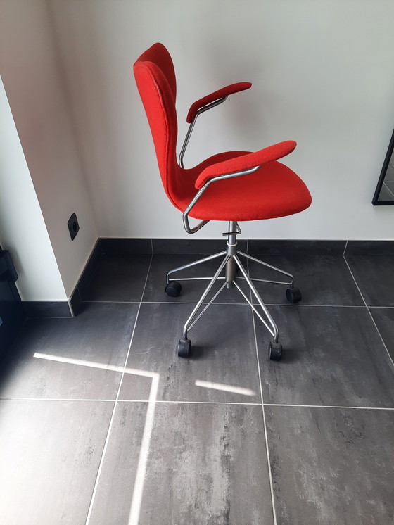 Image 1 of Fritz Hansen office chair