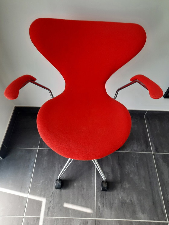 Image 1 of Fritz Hansen office chair