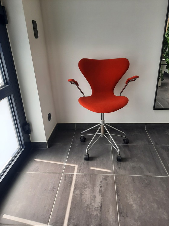 Image 1 of Fritz Hansen office chair