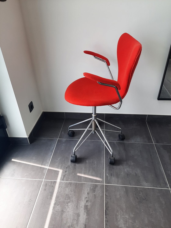 Image 1 of Fritz Hansen office chair