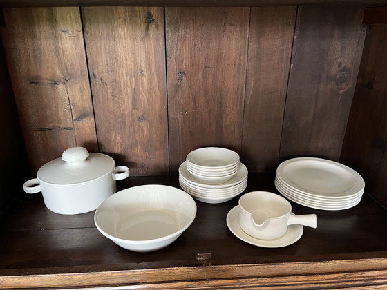 Image 1 of 45x Wedgwood Midwinter Stonehenge breakfast, coffee and part of dinner service