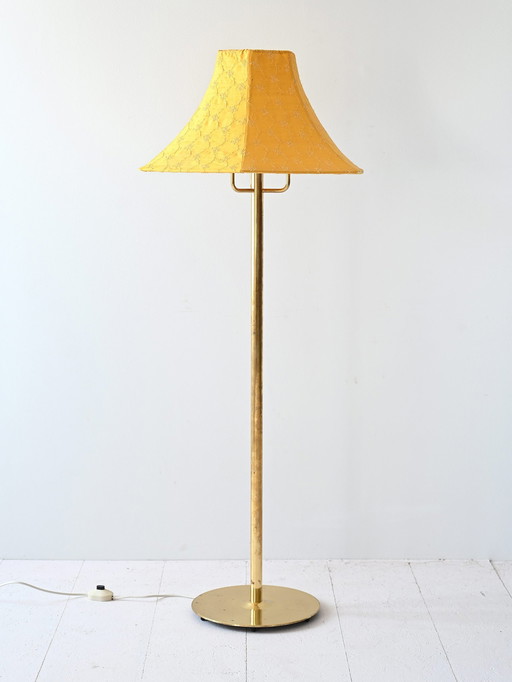 Vintage Yellow Lampshade Floor Lamp – Mid-Century Golden Metal Base