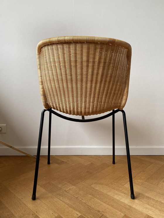 Image 1 of C603 Feelgood Design Chair