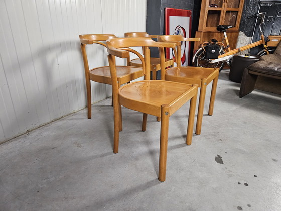 Image 1 of Vintage chairs, 4 pieces, beech