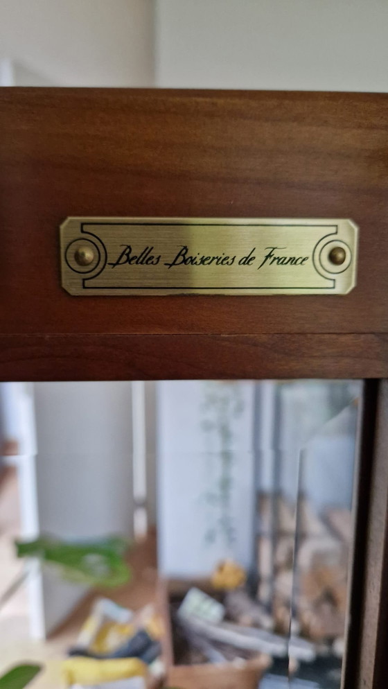 Image 1 of Vetrina in legno di ciliegio