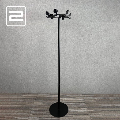Manade Coat Stand