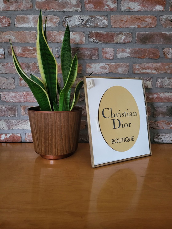 Image 1 of Specchio rettangolare, Boutique Christian Dior, metallo color oro