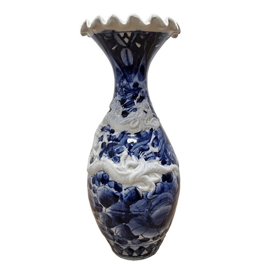 Image 1 of Vaso vintage in porcellana giapponese a forma di drago