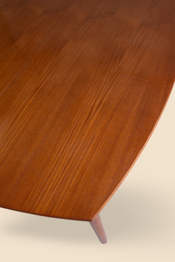 Image 1 of Table de salle à manger vintage carrée à rallonge avec formes rondes