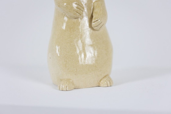 Image 1 of Valérie Courtet. Perro de la pradera. Obra contemporánea.