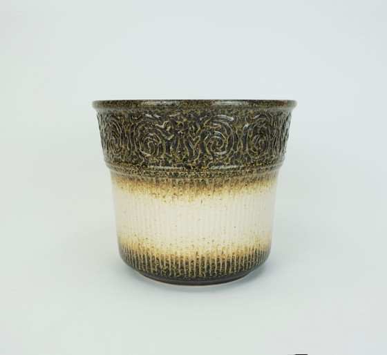 Image 1 of scheurich mid century PLANTER ceramic flower pot relief pattern model no. 809-18