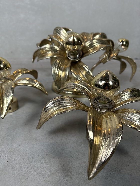 Image 1 of 3x 1970's flower ceiling/wall lamps - Hollywood Regency