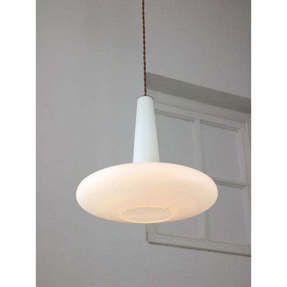 Image 1 of Lampada a sospensione vintage in ottone e opalino, Italia