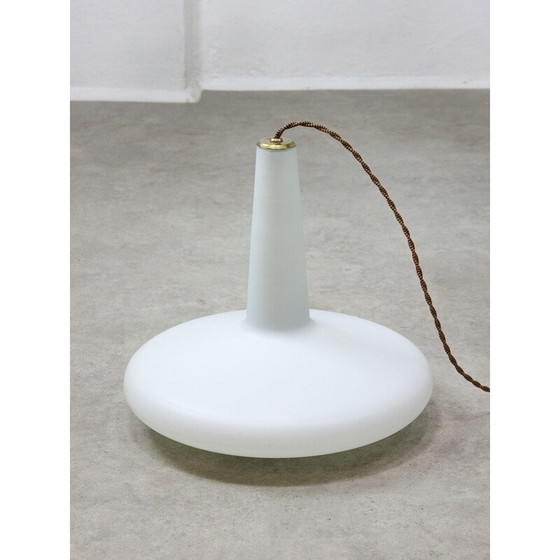Image 1 of Lampada a sospensione vintage in ottone e opalino, Italia