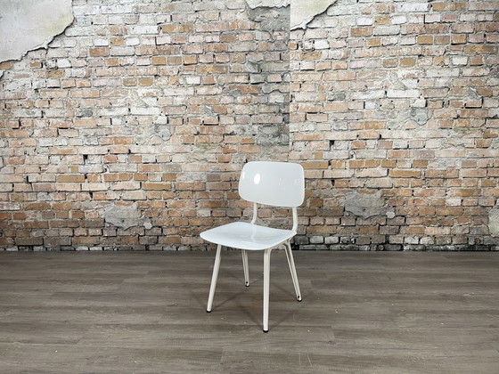 Image 1 of Ahrend Revolt White Set 6X Chairs