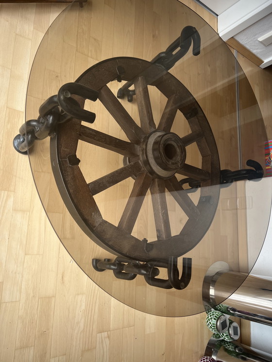 Image 1 of Coffee table wagon wheel unique