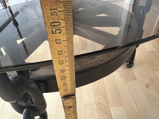 Image 1 of Coffee table wagon wheel unique