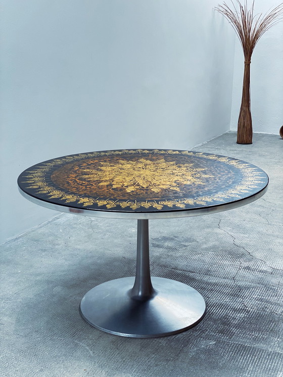 Image 1 of Cado Tulip dining table hand-painted