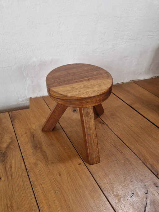 Tabouret tripo brutaliste