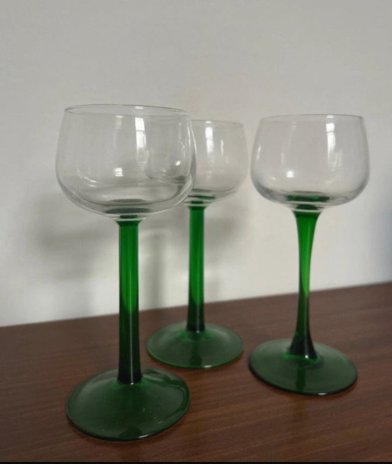 Image 1 of 3x Luminarc White Wine Glasses