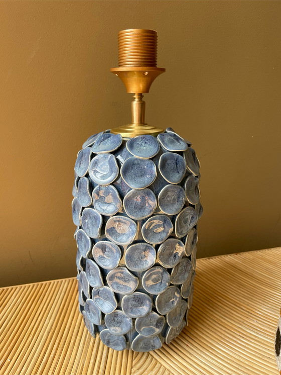 Image 1 of Lampe artisanale fleurs bleues