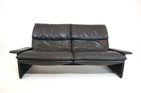 Image 1 of Saporiti Italia 2 seater leather sofa by Giovanni Offredi