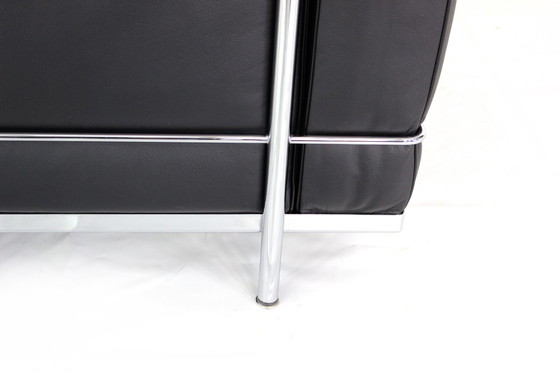 Image 1 of Cassina LC2 Le corbusier armchair, Lounge Chair in black leather and chrome frame