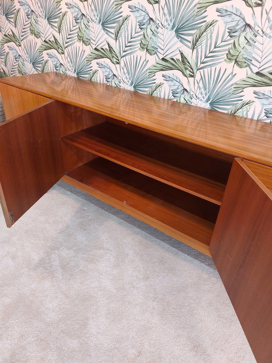 Image 1 of Armoire / buffet vintage des années 70 avec bloc-tiroirs