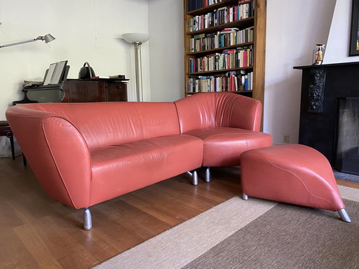 Leolux Pupilla sofa with ottoman