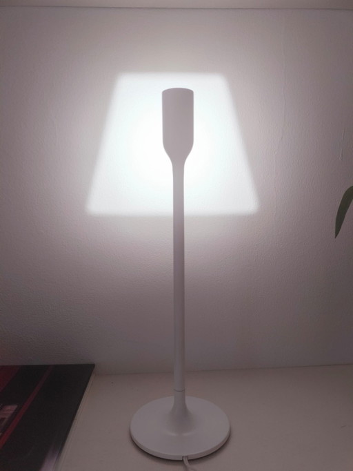 Innermost YOY Light LED table lamp white