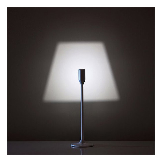 Image 1 of Innermost YOY Light LED table lamp white