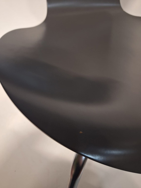 Image 1 of 7x Fritz Hansen Butterfly Chair