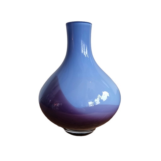 Vase en verre violet des années 1990