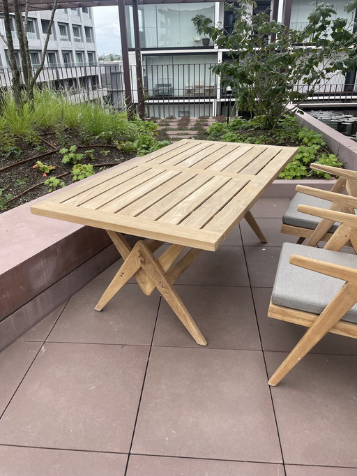 Detjer Garden Table