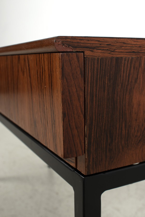 Image 1 of Commode vintage