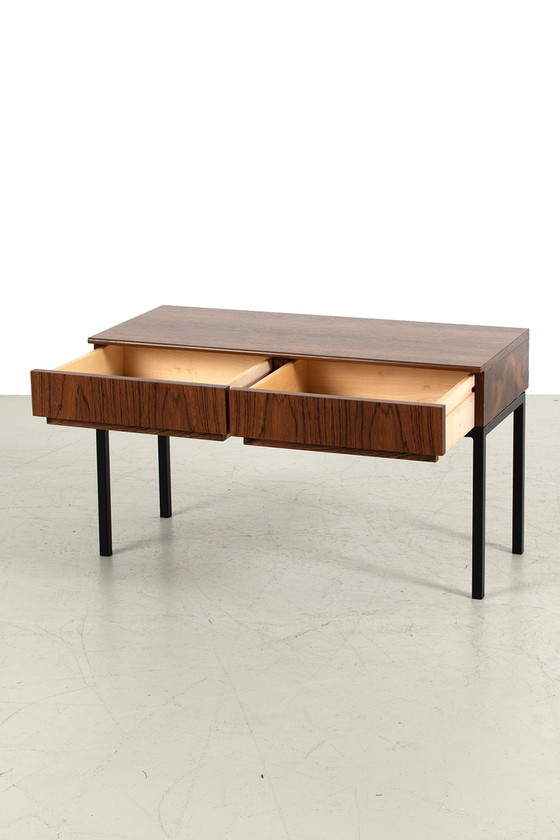 Image 1 of Commode vintage