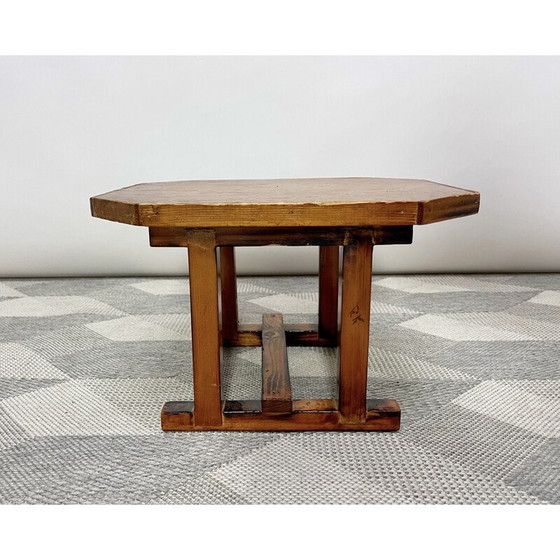 Image 1 of Mesa de centro de madera vintage de estilo asiático