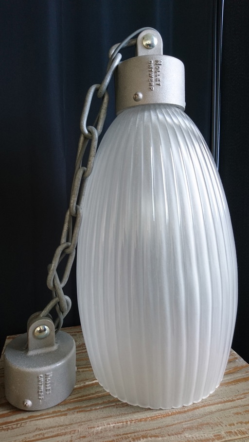 Rob Nollet industrial hanging lamp