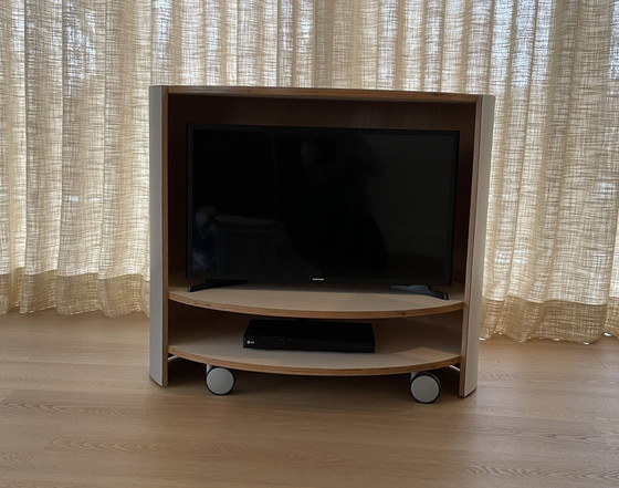 Image 1 of Arte Factus TV cabinet