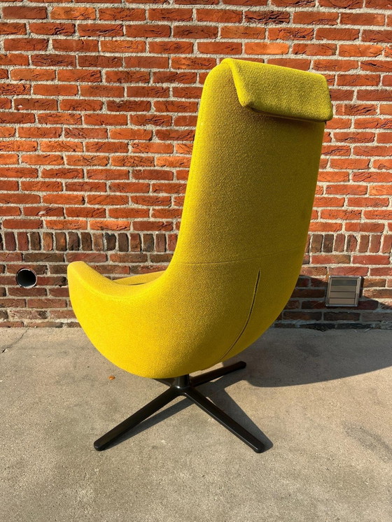 Image 1 of Vitra | Antonio Citterio | Repos | Yellow