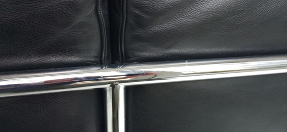 Image 1 of Sofá para tres personas, modelo Lc2 de Cassina, de Le Corbusier