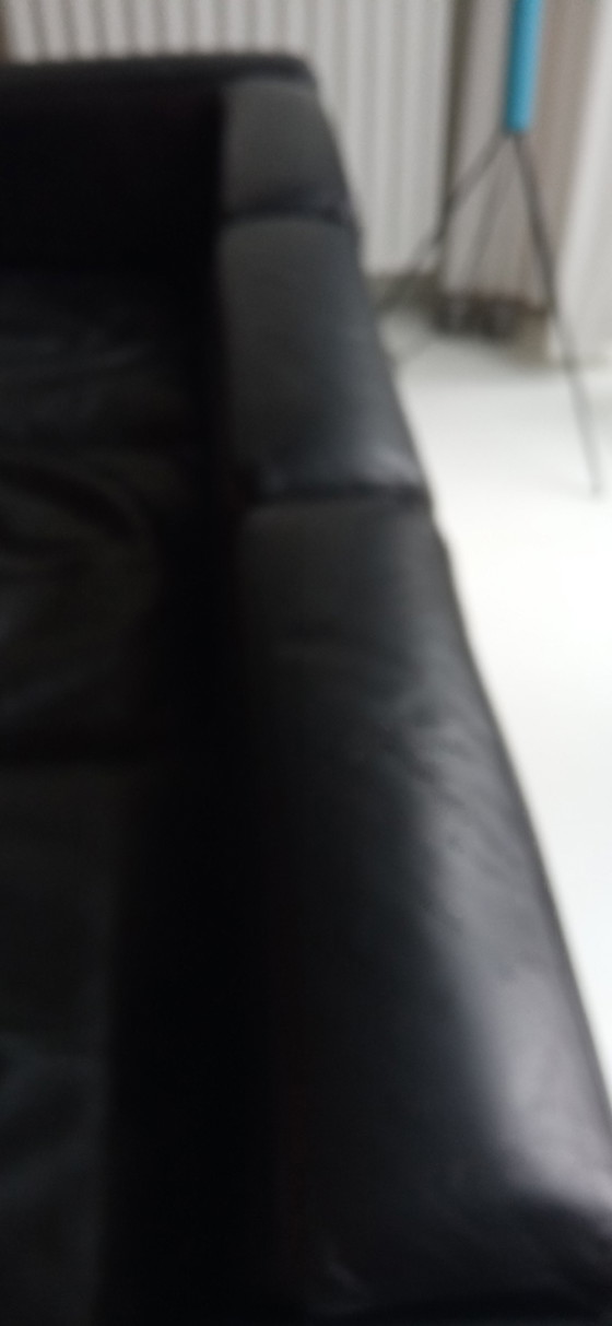 Image 1 of Sofá para tres personas, modelo Lc2 de Cassina, de Le Corbusier