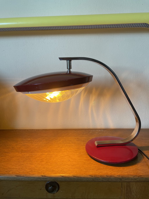 Phase 520C desk lamp