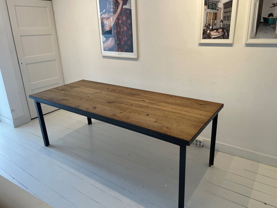 Image 1 of Table en bois de chêne brut