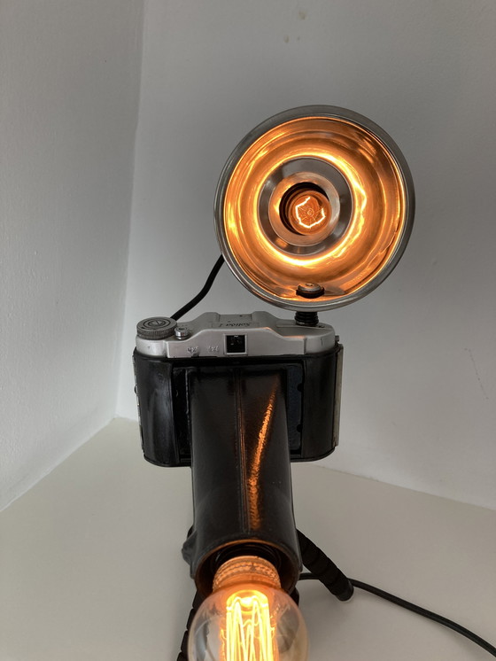 Image 1 of Vintage Double Lamp Camera