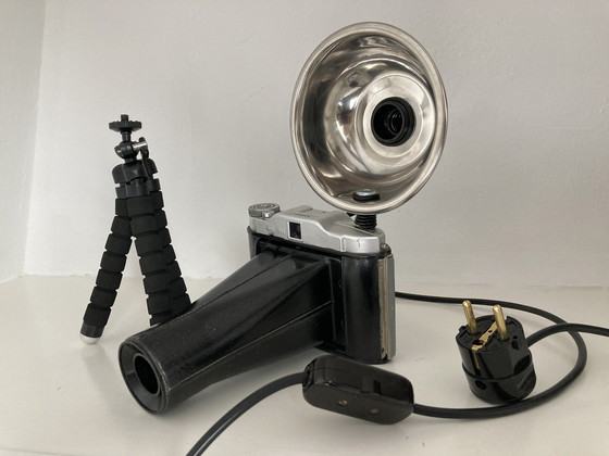 Image 1 of Vintage Double Lamp Camera